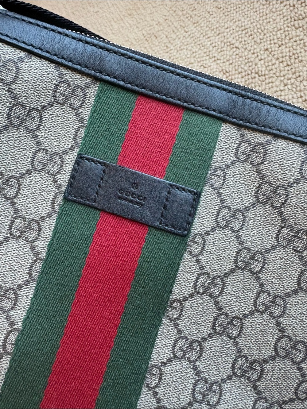Gucci Beige GG Canvas Messenger Bag with Green and Red Web Authentic - Picture 9 of 12
